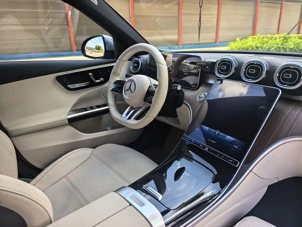 Mercedes-Benz C-Class 2022 — фото 13