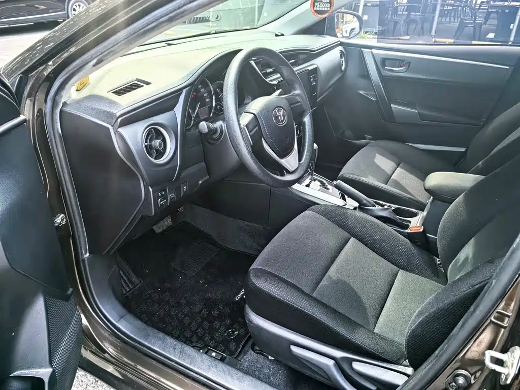 Toyota Corolla 2017 — фото 13