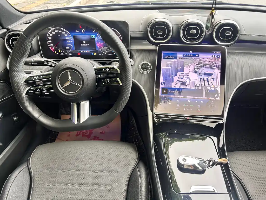 Mercedes-Benz C-Class 2023 — фото 15