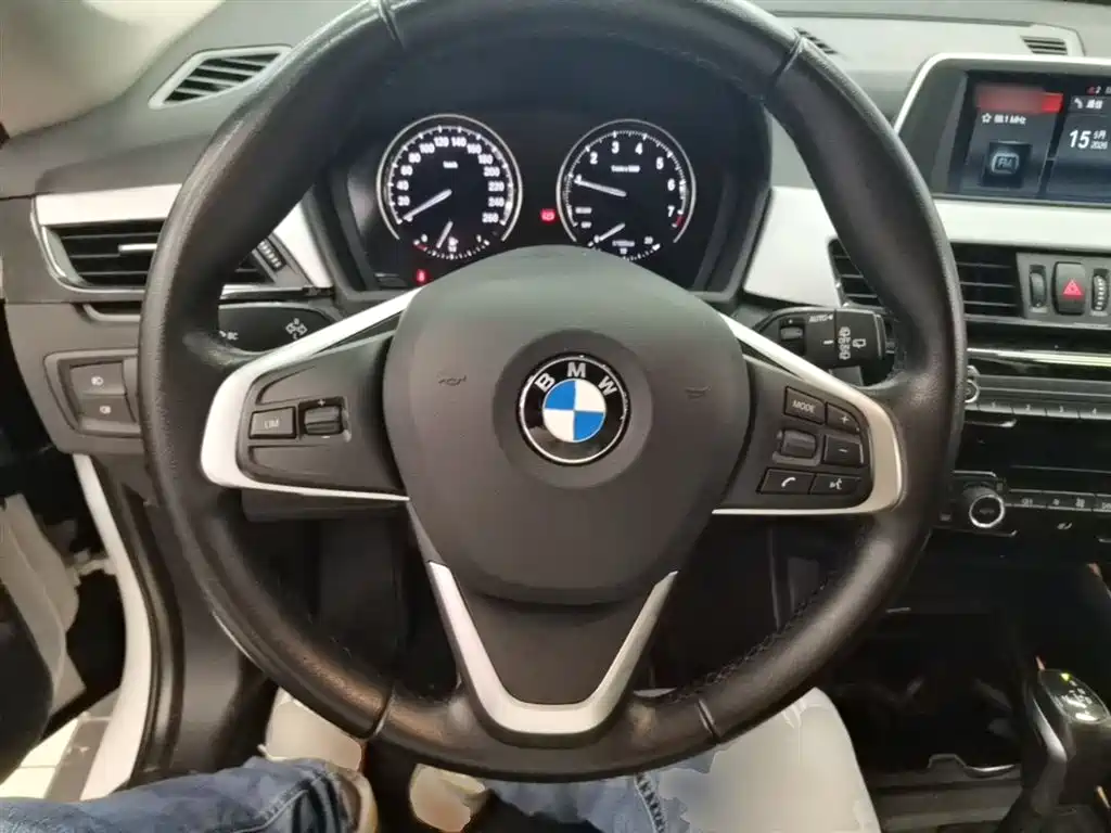 BMW X1 2019 — фото 11