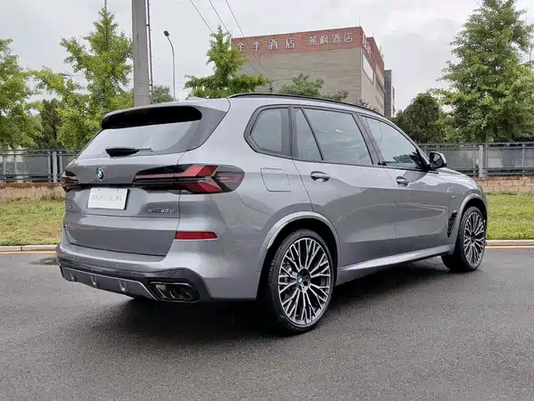 BMW X5 2025