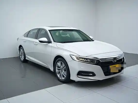 Honda Accord 2019 — фото 3