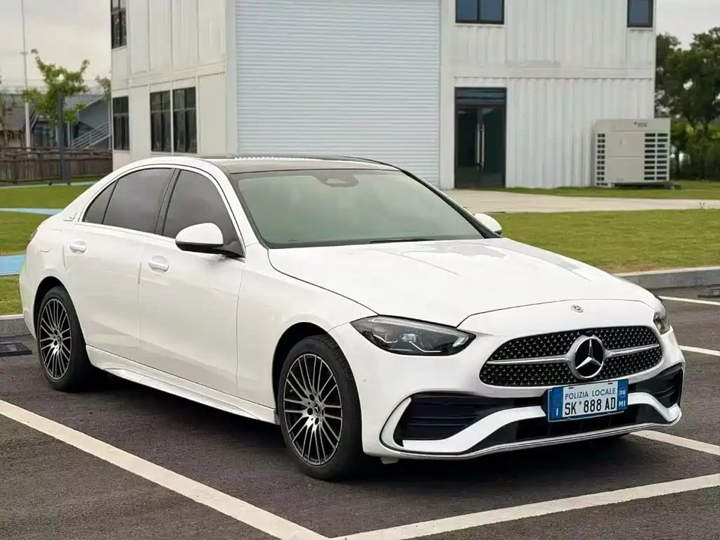 Mercedes-Benz C-Class 2022