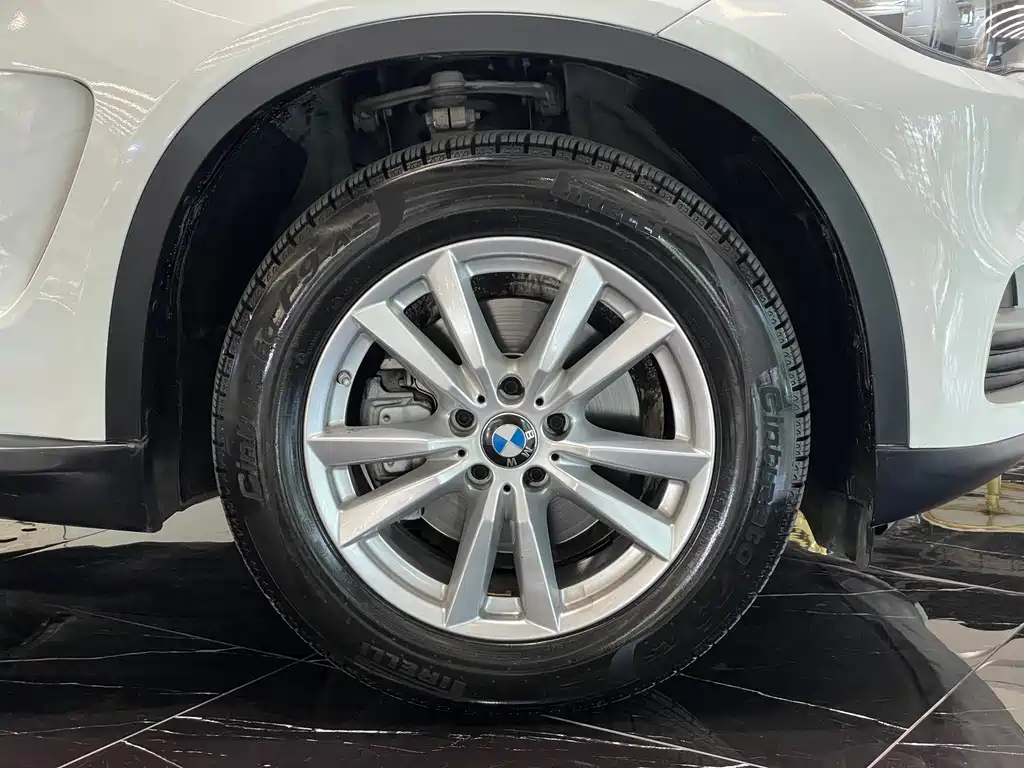 BMW X5 2019 — фото 25