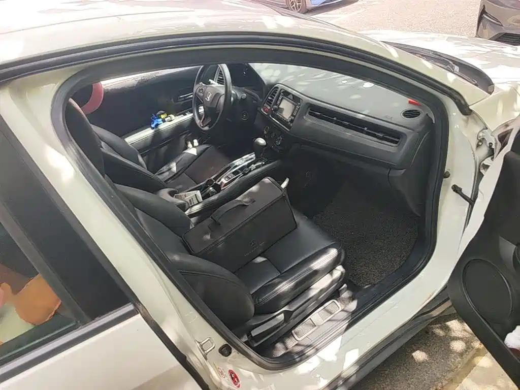 Honda Vezel 2015 — фото 20