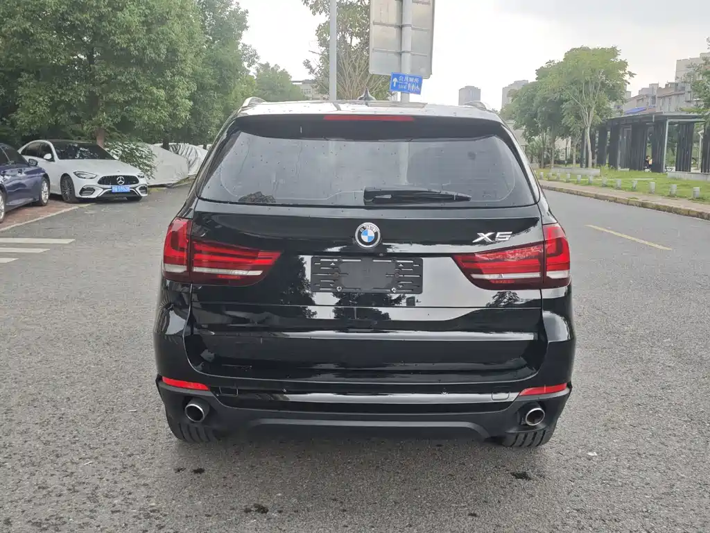 BMW X5 2018 — фото 10