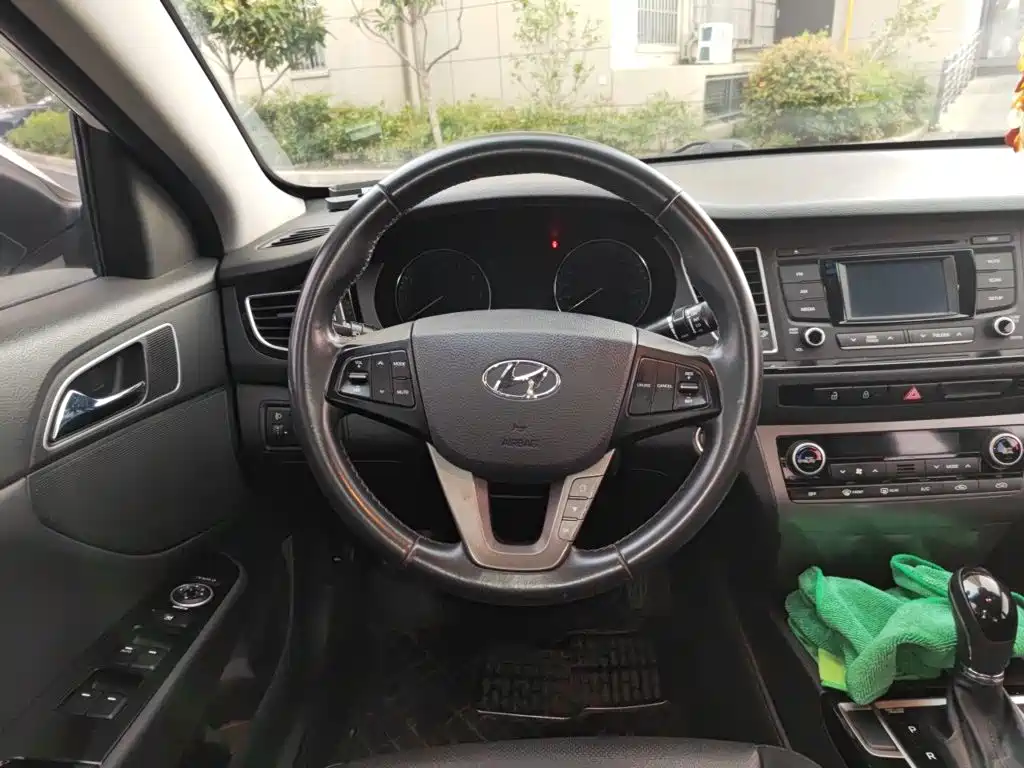 Hyundai Mistra 2014 — фото 3