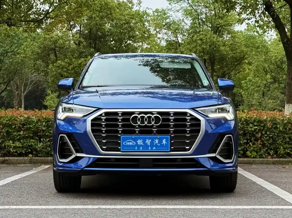 Audi Q3 2021 — фото 2