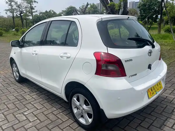 Toyota Yaris 2011