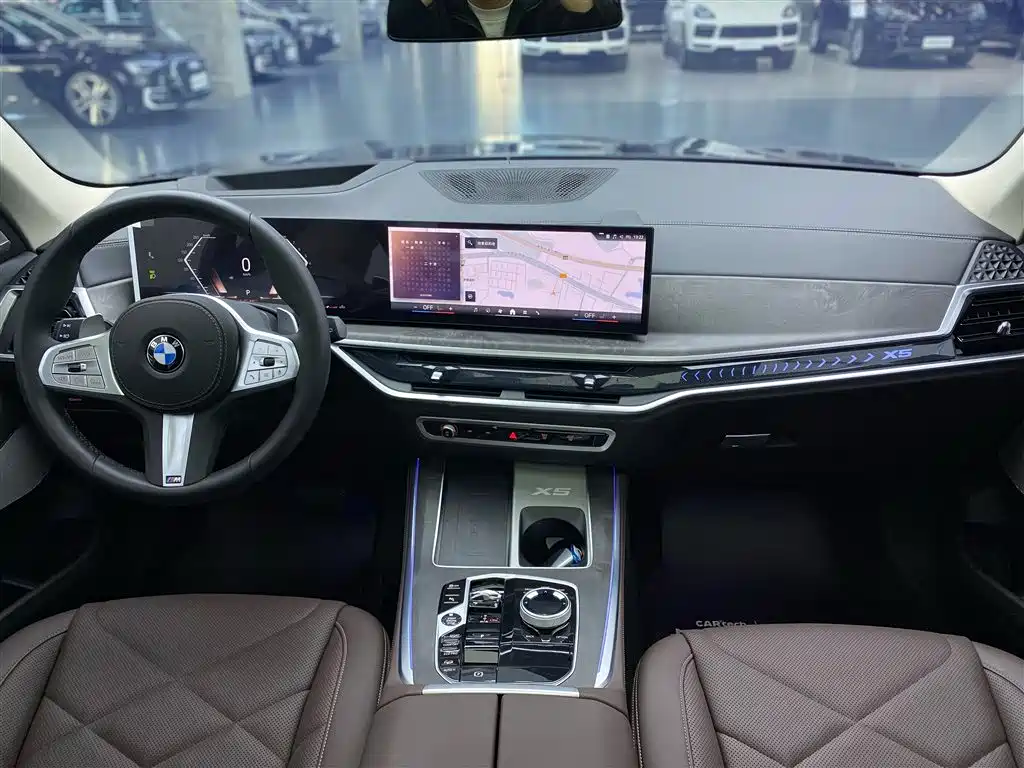 BMW X5 2024 — фото 10