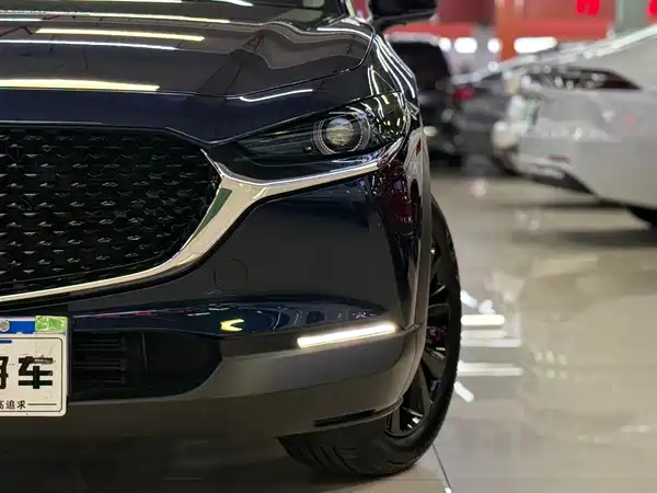 Mazda CX-30 2025