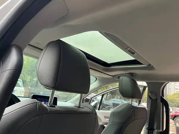 Toyota Sienna 2023