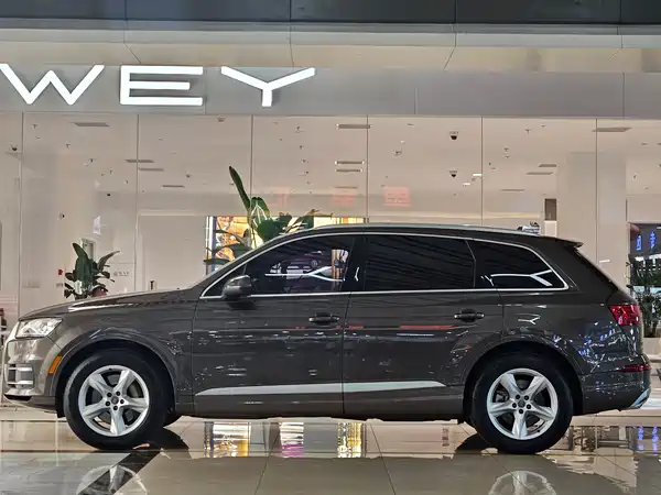 Audi Q7 2016