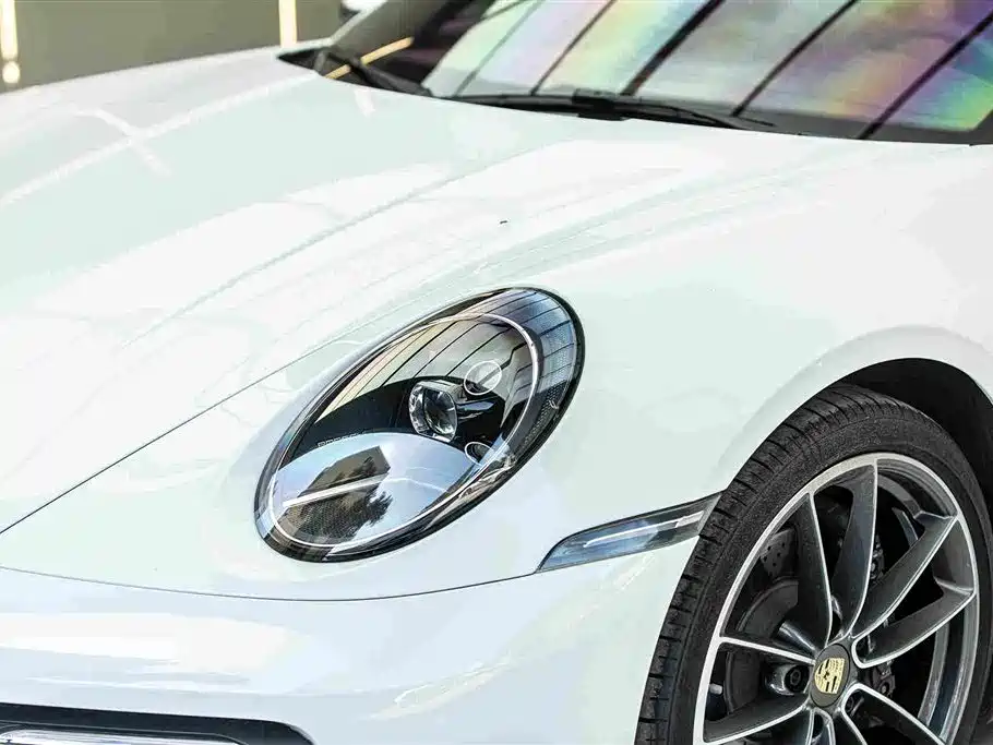 Porsche 911 2020 — фото 12