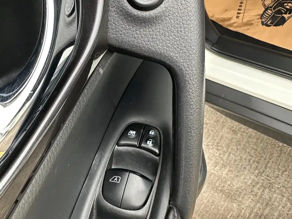 Nissan X-Trail 2018 — фото 14