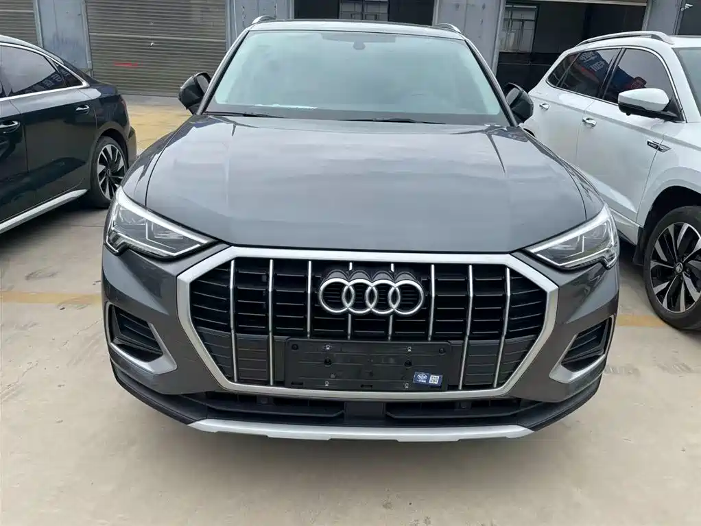 Audi Q3 2023 — фото 12