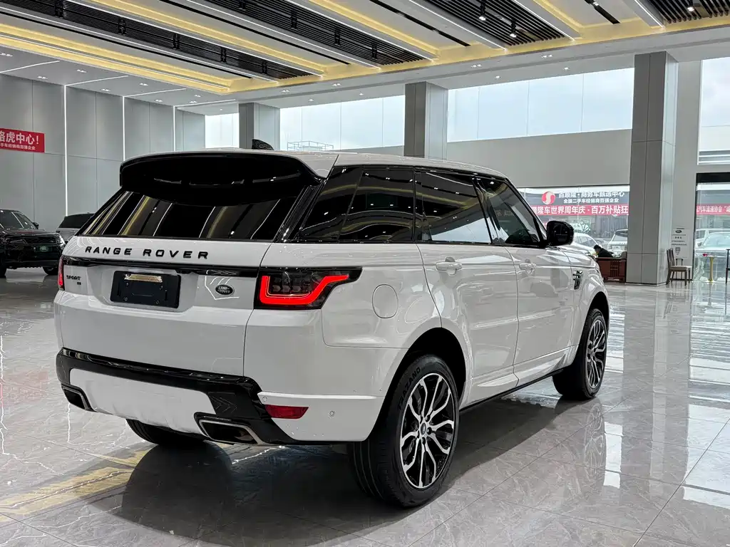 Land Rover Sport 2022 — фото 5