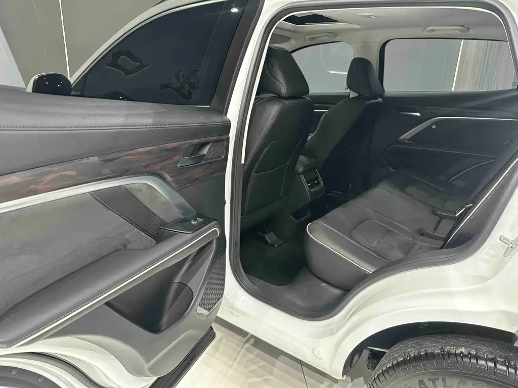 Haval H6 2023 — фото 16