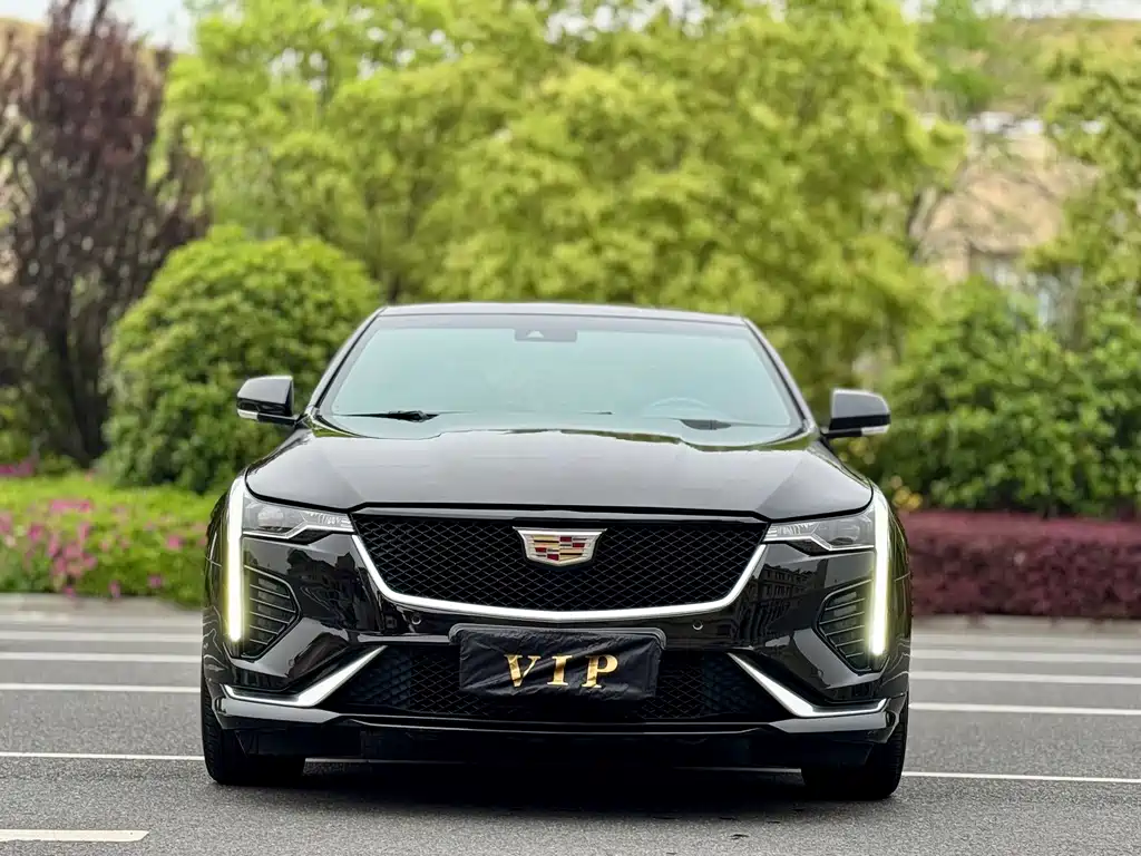 Cadillac CT4 2023 — фото 2