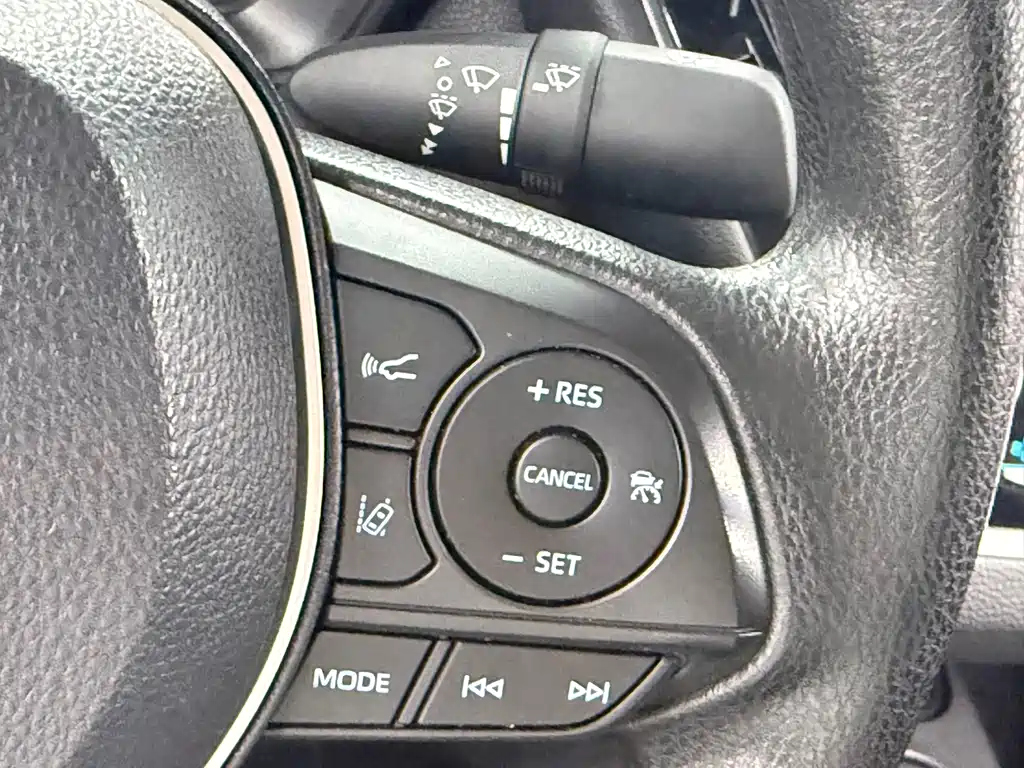 Toyota Corolla 2021 — фото 12