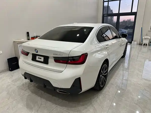 BMW 3 Series 2023