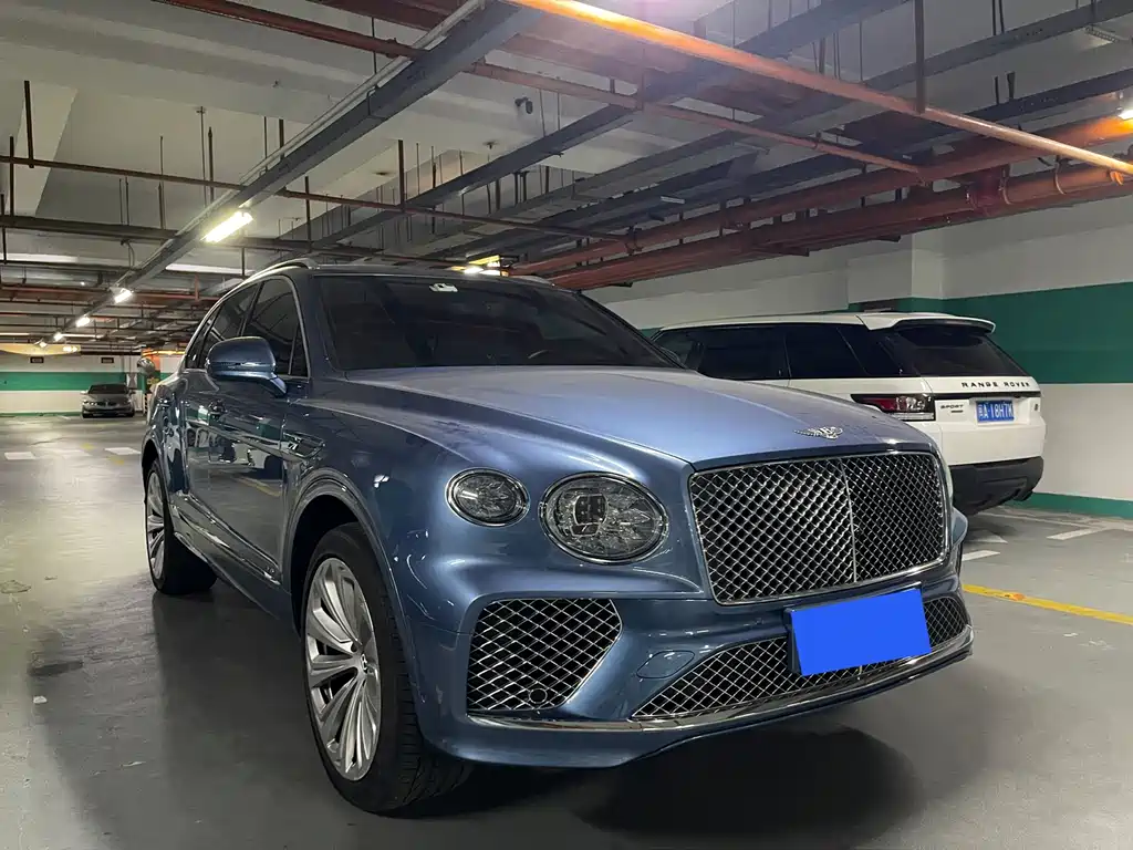 Bentley Bentayga 2020 — фото 2