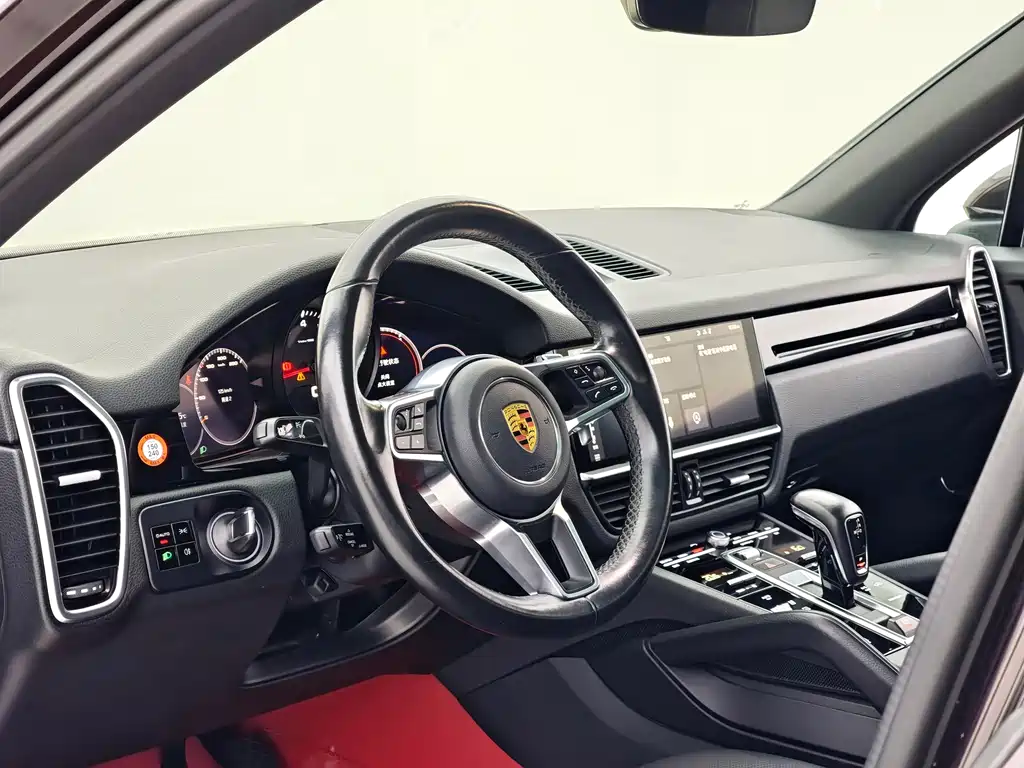 Porsche Cayenne 2018 — фото 4