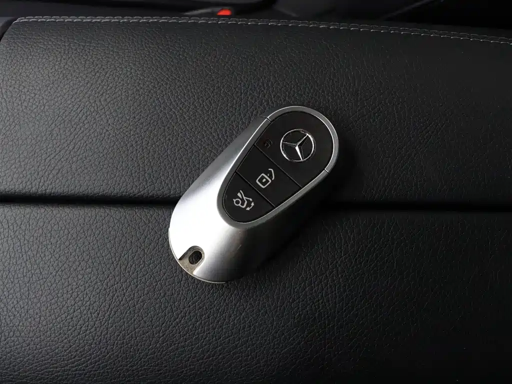 Mercedes-Benz C-Class 2022 — фото 19