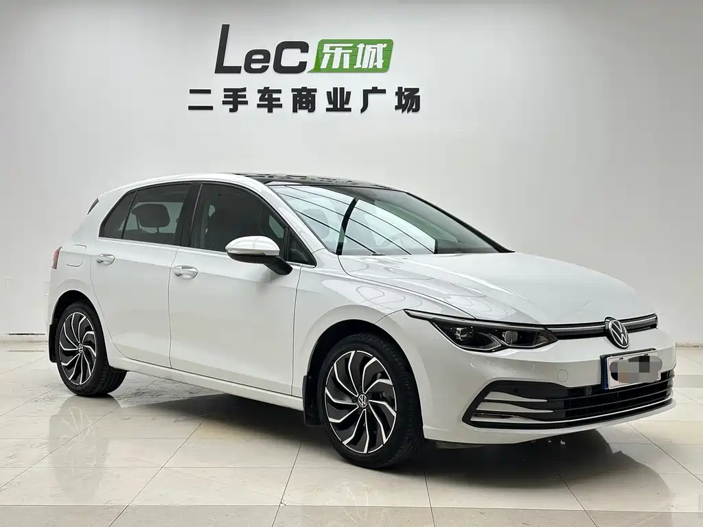 Volkswagen Golf 2021
