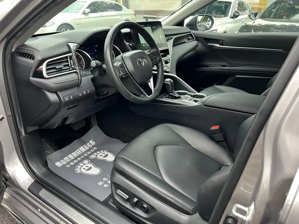 Toyota Camry 2023