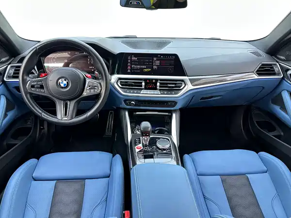 BMW M4 2023