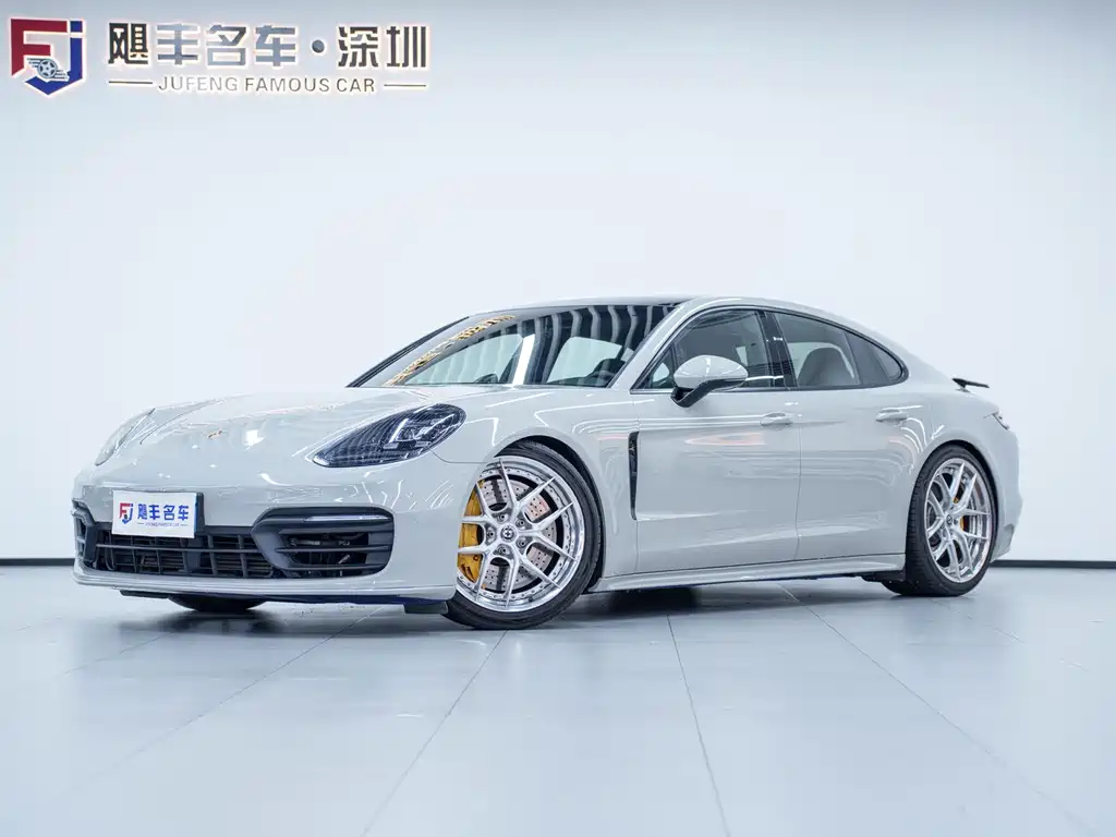 Porsche Panamera 2018 — фото 1
