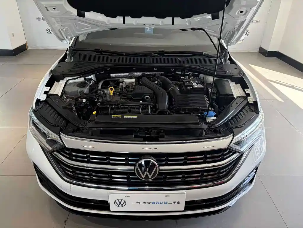Volkswagen Sagitar 2023
