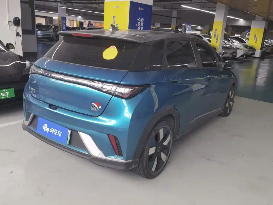 BYD Dolphin 2022