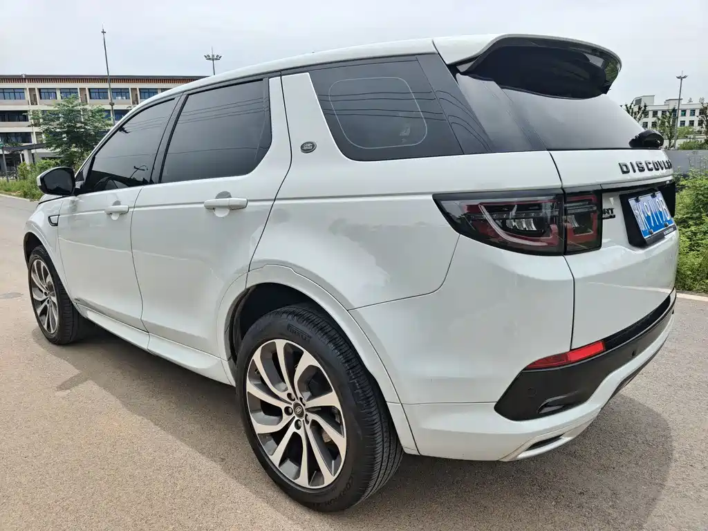 Land Rover Discovery Sport 2021 — фото 4