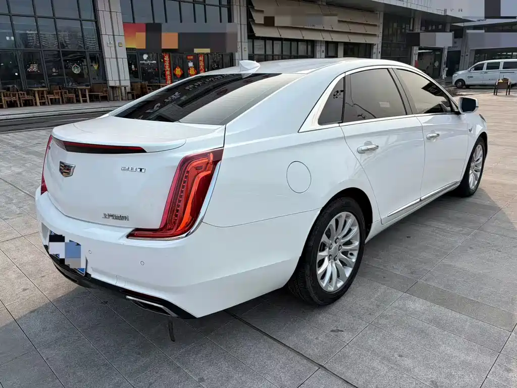 Cadillac XTS 2019 — фото 8
