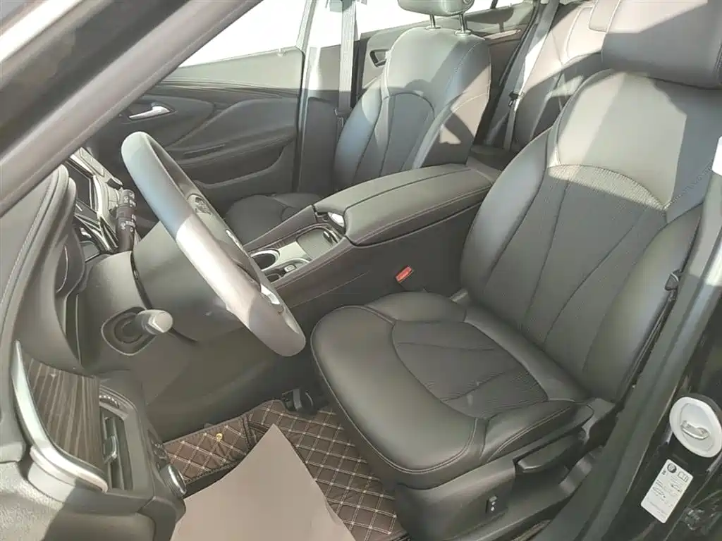Buick Envision Plus 2020 — фото 11