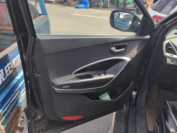 Hyundai Santa Fe 2015