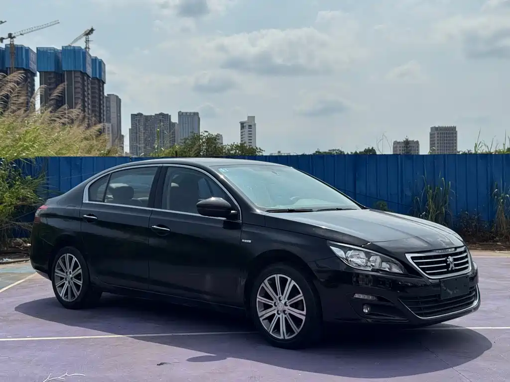 Peugeot 408 2015 — фото 3