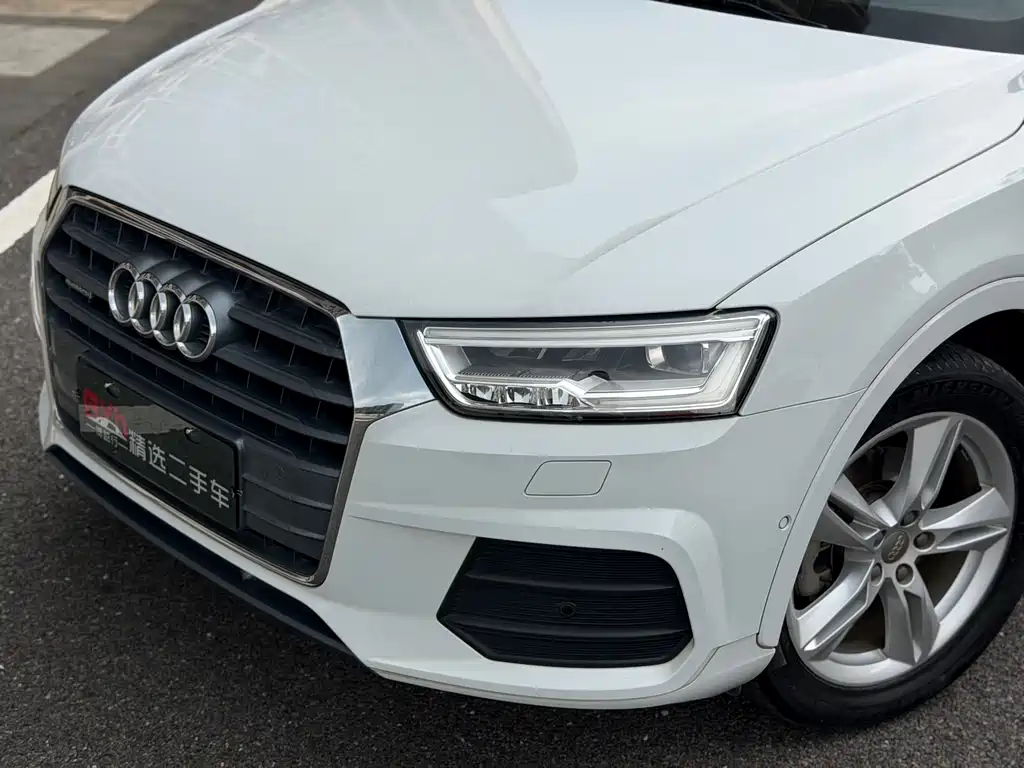 Audi Q3 2018 — фото 10