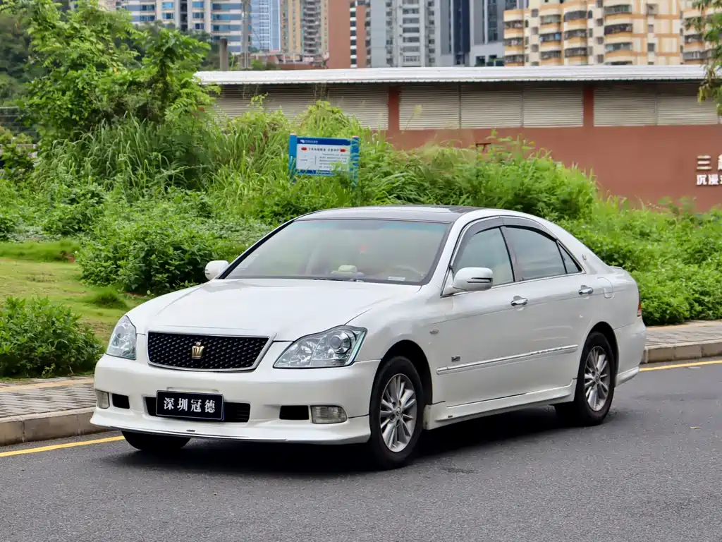 Toyota Crown 2009