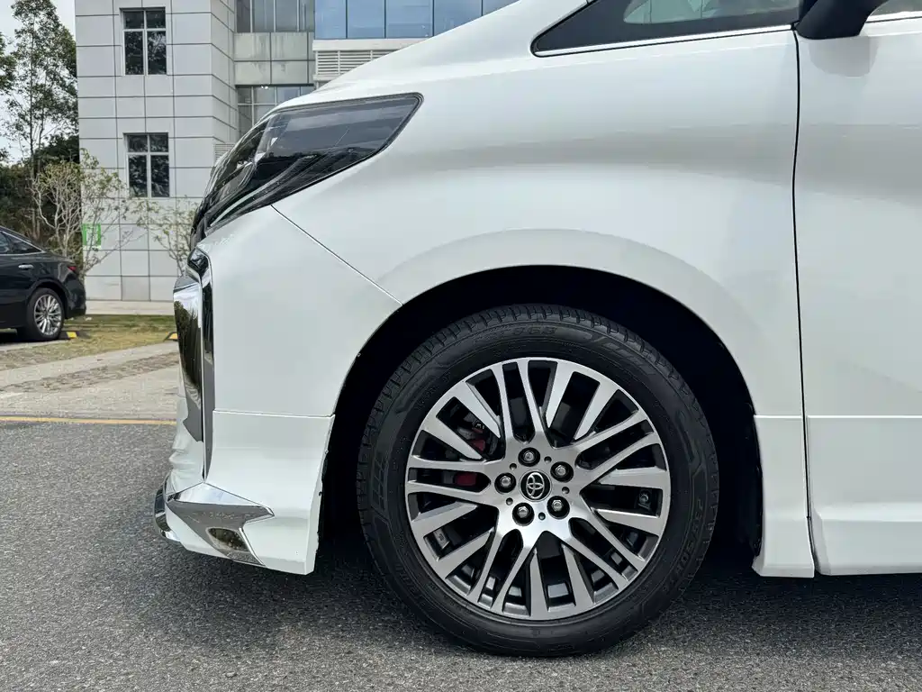 Toyota Alphard 2016 — фото 16