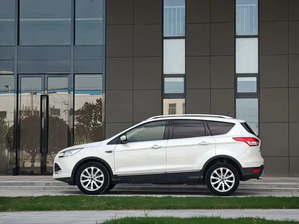 Ford Kuga 2014