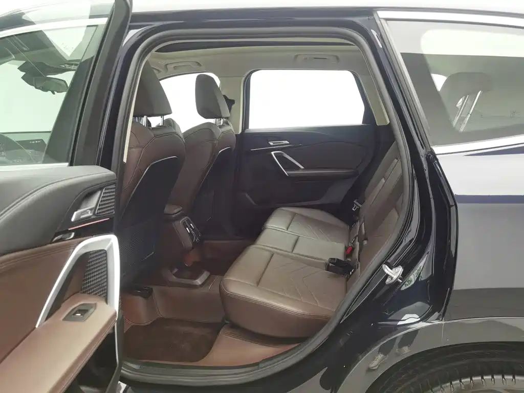 BMW X1 2024 — фото 15
