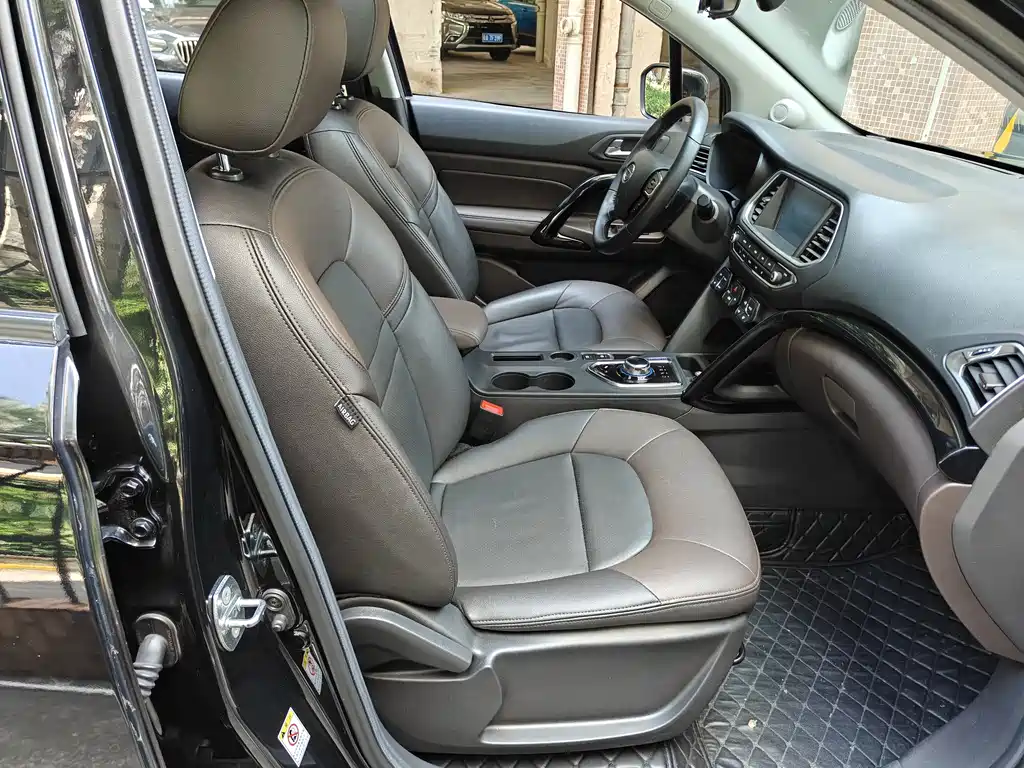 GAC Motor GS4 Hybrid 2019 — фото 12