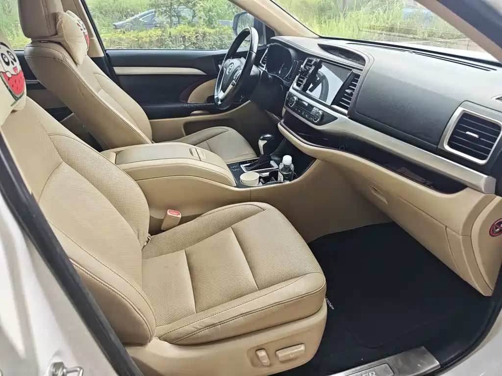 Toyota Highlander 2015 — фото 4