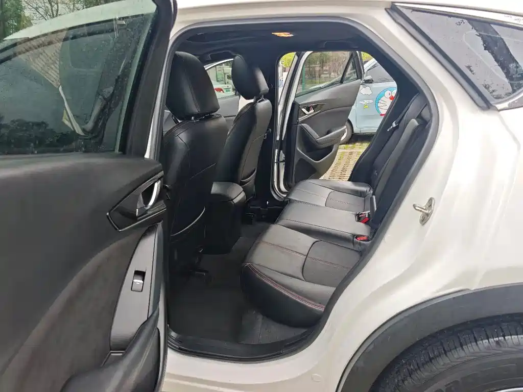 Mazda CX-4 2022