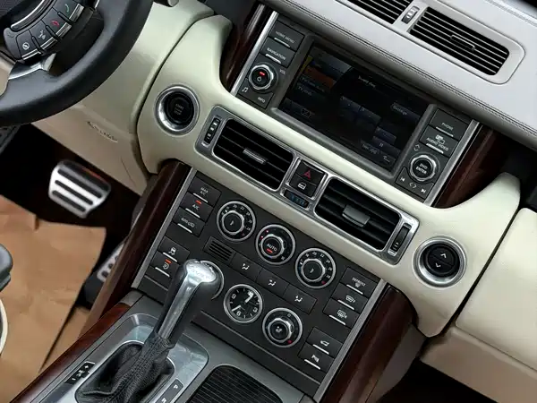 Land Rover Range Rover 2010