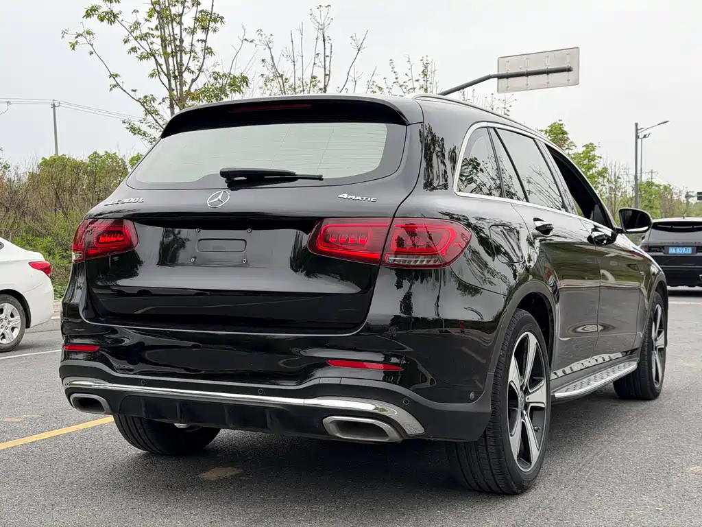 Mercedes-Benz GLC 2023 — фото 13