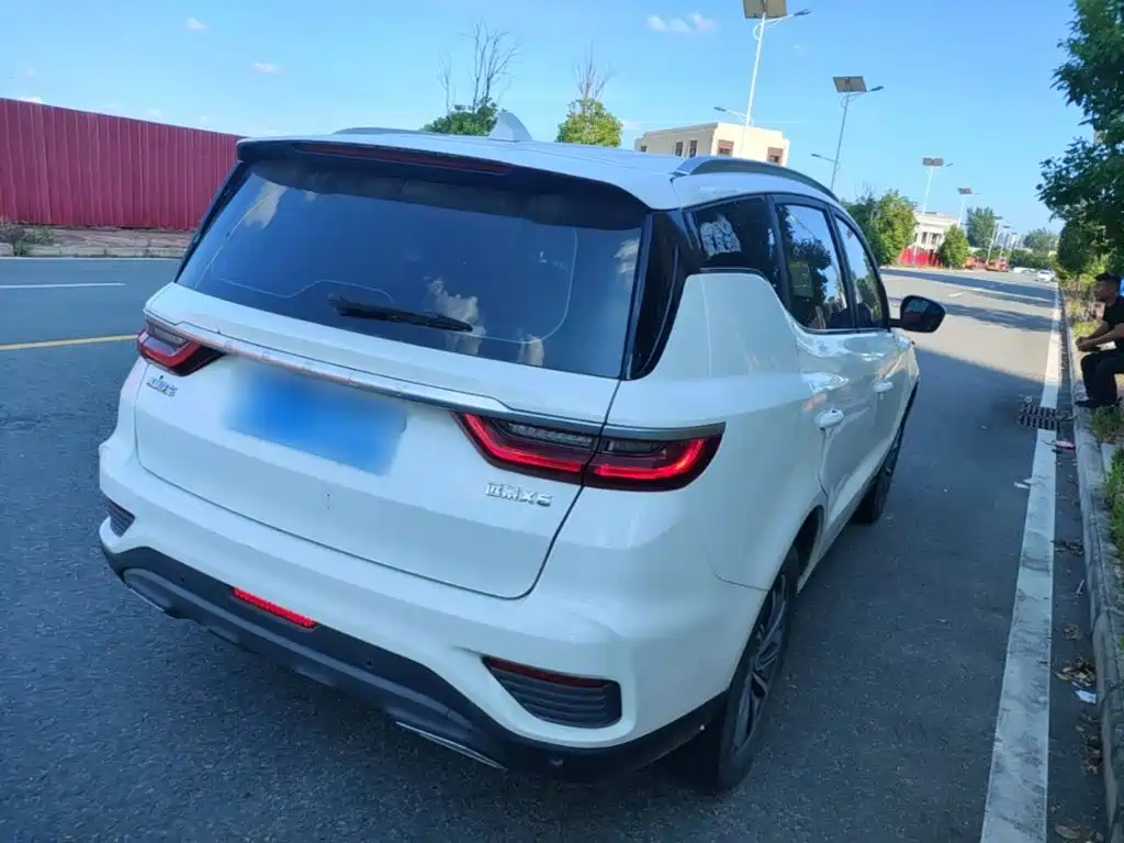 Geely Vision X6 2020